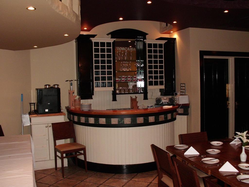 Tralee Central Hotel Екстер'єр фото